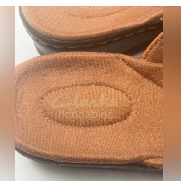 Clarks Women”s Bendables Brown  Slip On Round Toe Leather Upper Clogs Size 8M - Picture 11 of 12